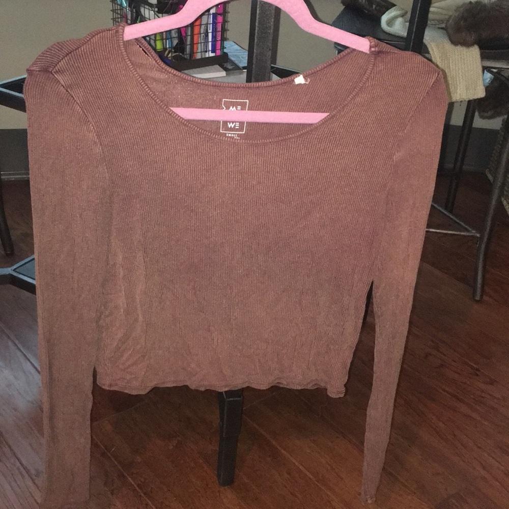 Brown cropped sweater